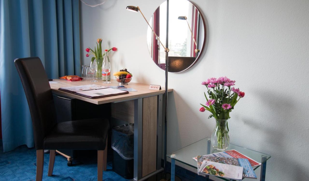 Park - Hotel Inseli Romanshorn Kamer foto